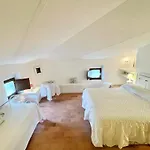 Umbrian Paradise Contains 5 Bedrooms With Private Pool And Stunning Views * Spoleto