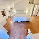 Villa Umbrian Paradise Contains 5 Bedrooms With Private Pool And Stunning Views