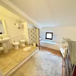 Umbrian Paradise Contains 5 Bedrooms With Private Pool And Stunning Views Villa