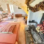 Villa Umbrian Paradise Contains 5 Bedrooms With Private Pool And Stunning Views Spoleto