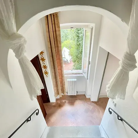 Umbrian Paradise Contains 5 Bedrooms With Private Pool And Stunning Views ספולטו