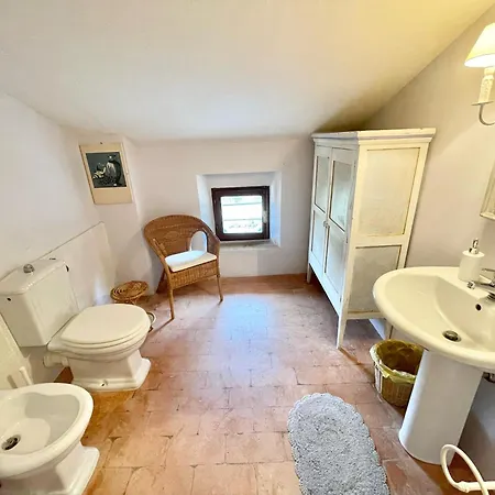 Umbrian Paradise Contains 5 Bedrooms With Private Pool And Stunning Views וילה ספולטו