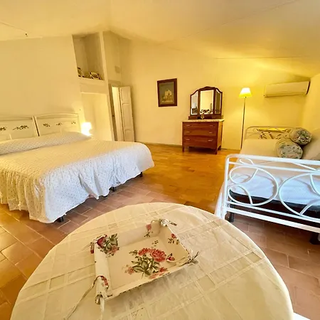 Umbrian Paradise Contains 5 Bedrooms With Private Pool And Stunning Views וילה ספולטו