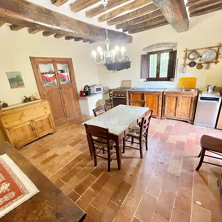Umbrian Paradise Contains 5 Bedrooms With Private Pool And Stunning Views