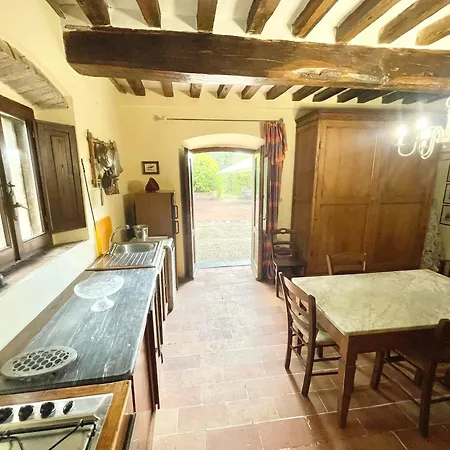 Willa Umbrian Paradise Contains 5 Bedrooms With Private Pool And Stunning Views *