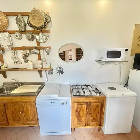 Willa Umbrian Paradise Contains 5 Bedrooms With Private Pool And Stunning Views