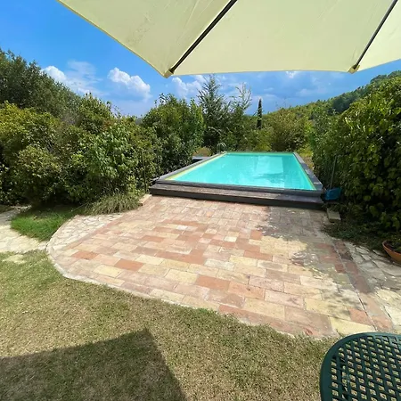 Willa Umbrian Paradise Contains 5 Bedrooms With Private Pool And Stunning Views *