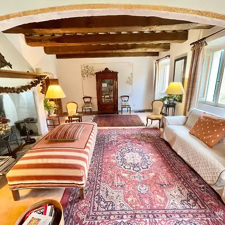 Willa Umbrian Paradise Contains 5 Bedrooms With Private Pool And Stunning Views *