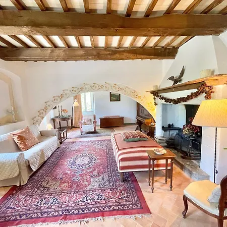 Willa Umbrian Paradise Contains 5 Bedrooms With Private Pool And Stunning Views *