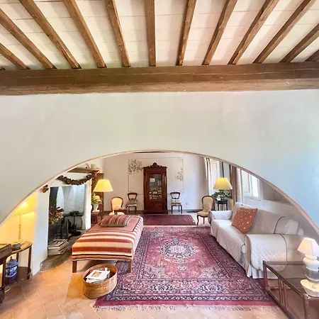 Umbrian Paradise Contains 5 Bedrooms With Private Pool And Stunning Views ספולטו