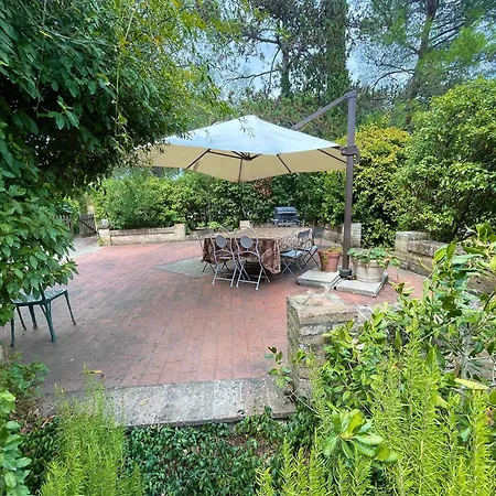 Umbrian Paradise Contains 5 Bedrooms With Private Pool And Stunning Views